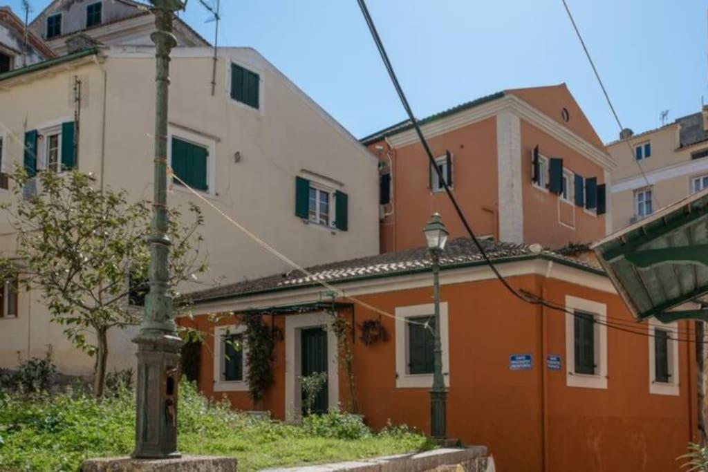 דירות Corfu  Newly Renovated 1730'S Venetian Loft מראה חיצוני תמונה