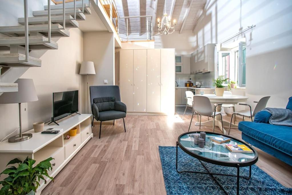 דירות Corfu  Newly Renovated 1730'S Venetian Loft מראה חיצוני תמונה