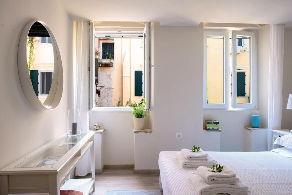 דירות Corfu  Newly Renovated 1730'S Venetian Loft מראה חיצוני תמונה