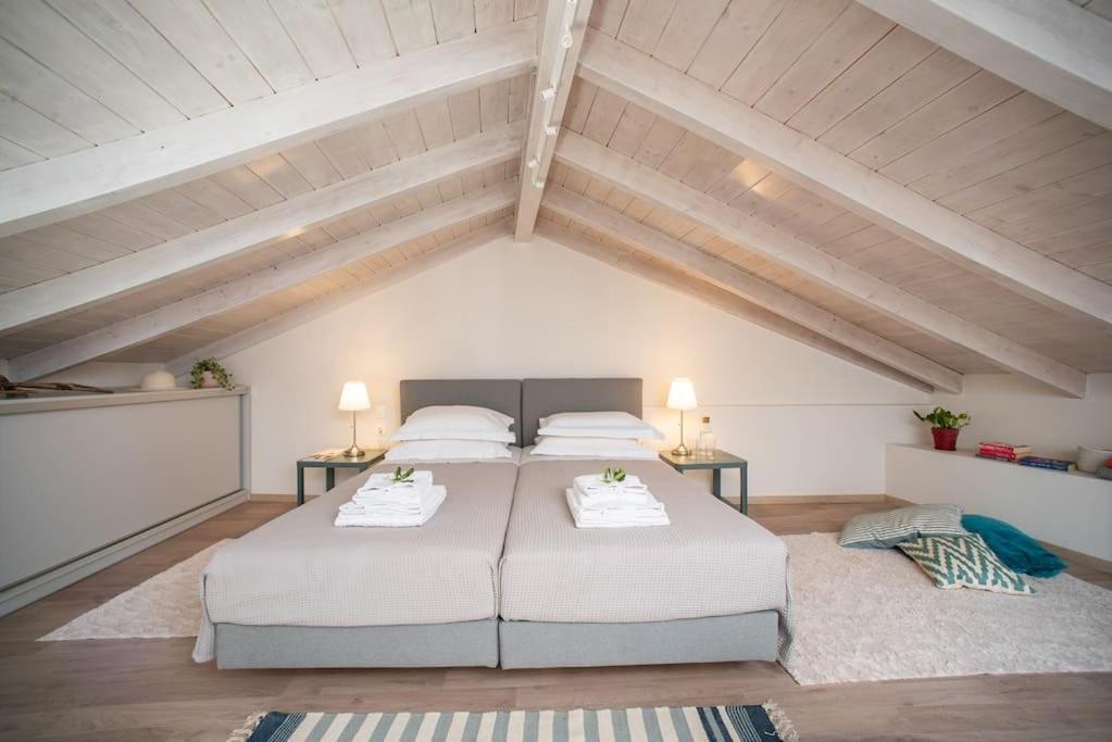 דירות Corfu  Newly Renovated 1730'S Venetian Loft מראה חיצוני תמונה